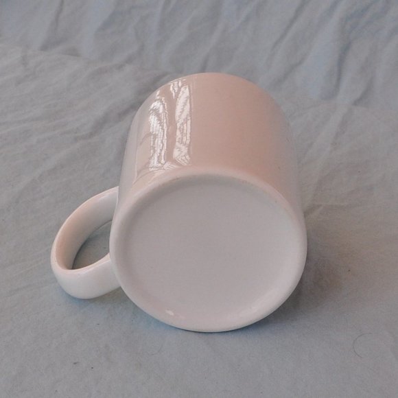 12 oz Flamingo Hilton Hotel Las Vegas retro gold tone (560w) - Picture 5 of 8